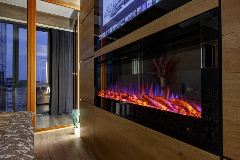 City Center. Panoramic Windows. Fireplace. Kišiněv Exteriér fotografie